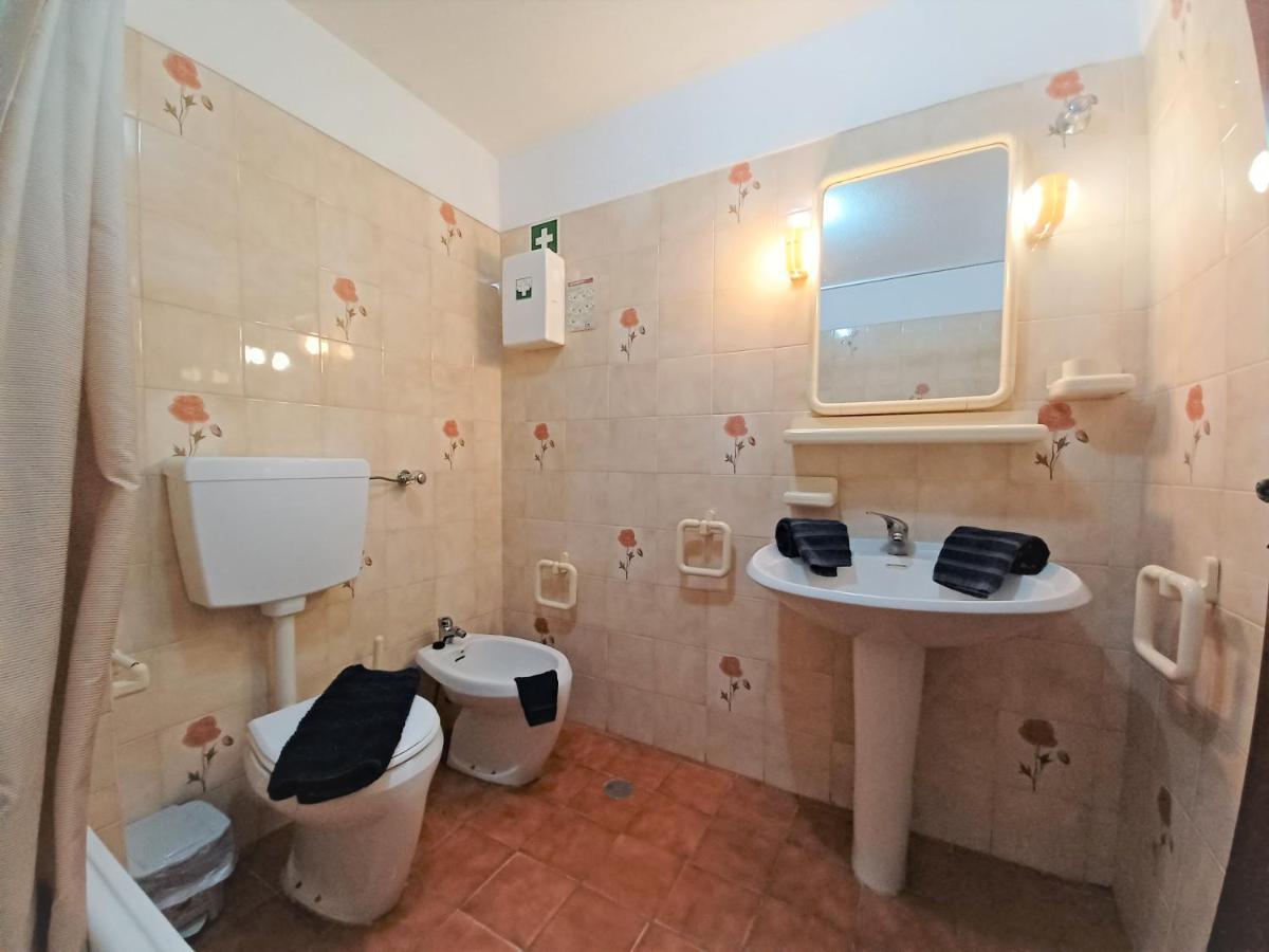 Castelos Beach Apartment 1 Portimão Exteriör bild